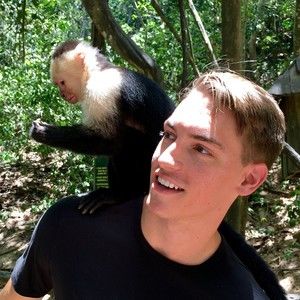 Meet your Posher, Grant